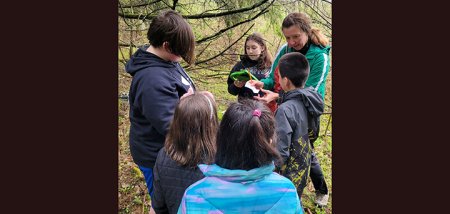 4-H youth geocached the trails of Whaupaunaucau State Forest
